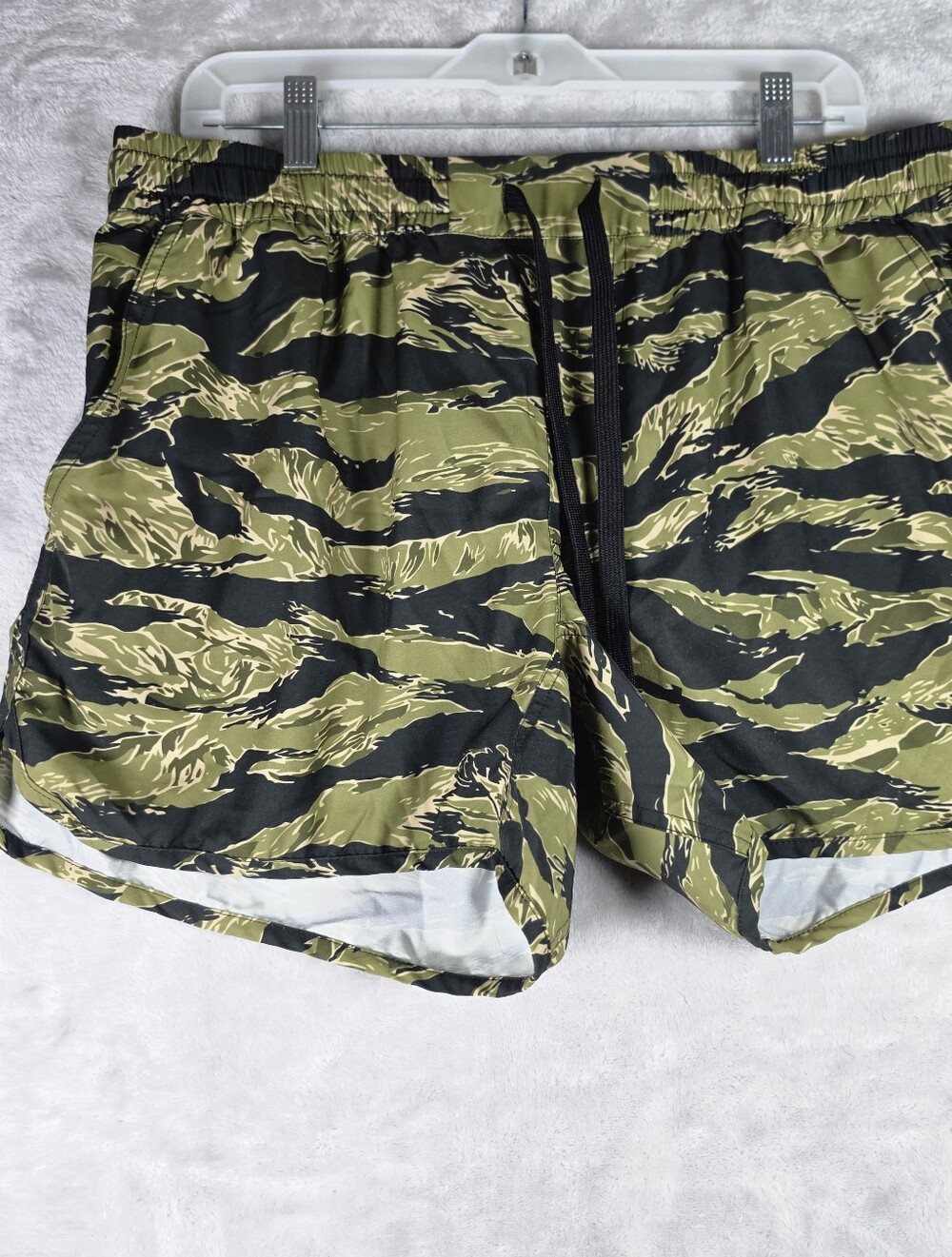 Zero Foxtrot Tiger Camo Unlined Athletic Shorts Mens Size XL Pockets 5” Hybrid